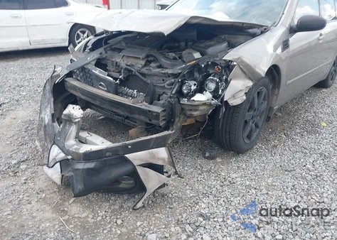 2004 Nissan Maxima 3.5 Sl z USA, uszkodzony, nr VIN 1N4BA41E24C888011